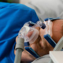 JoyceEasy CPAP-Nasenmaske von Lowenstein Medical.